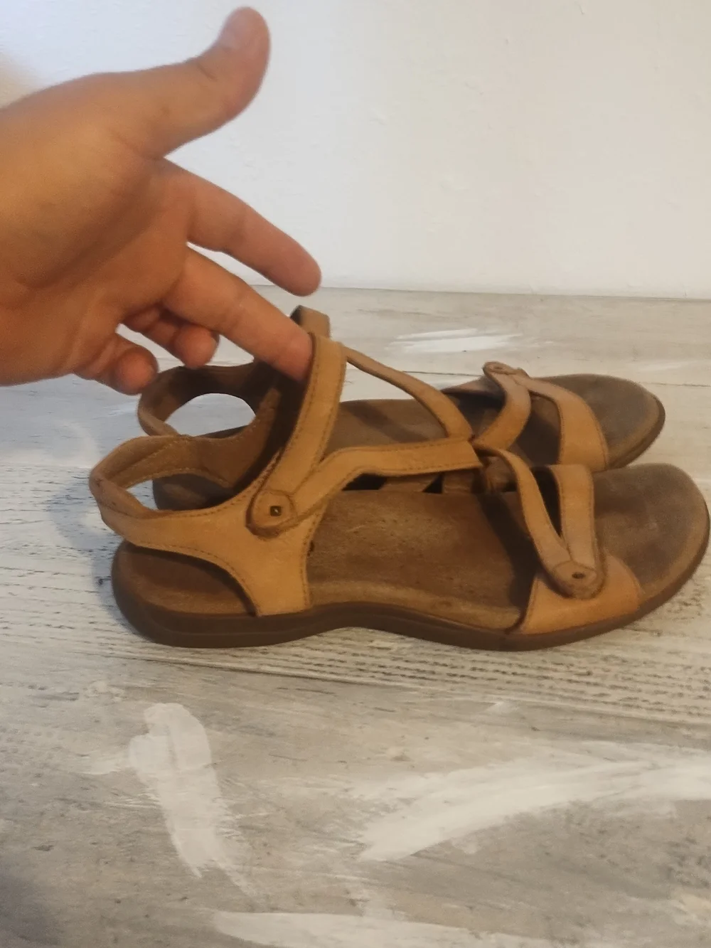 Taos stand up get comfortable Leather Sandal women's usaSz 8 /6 UK size